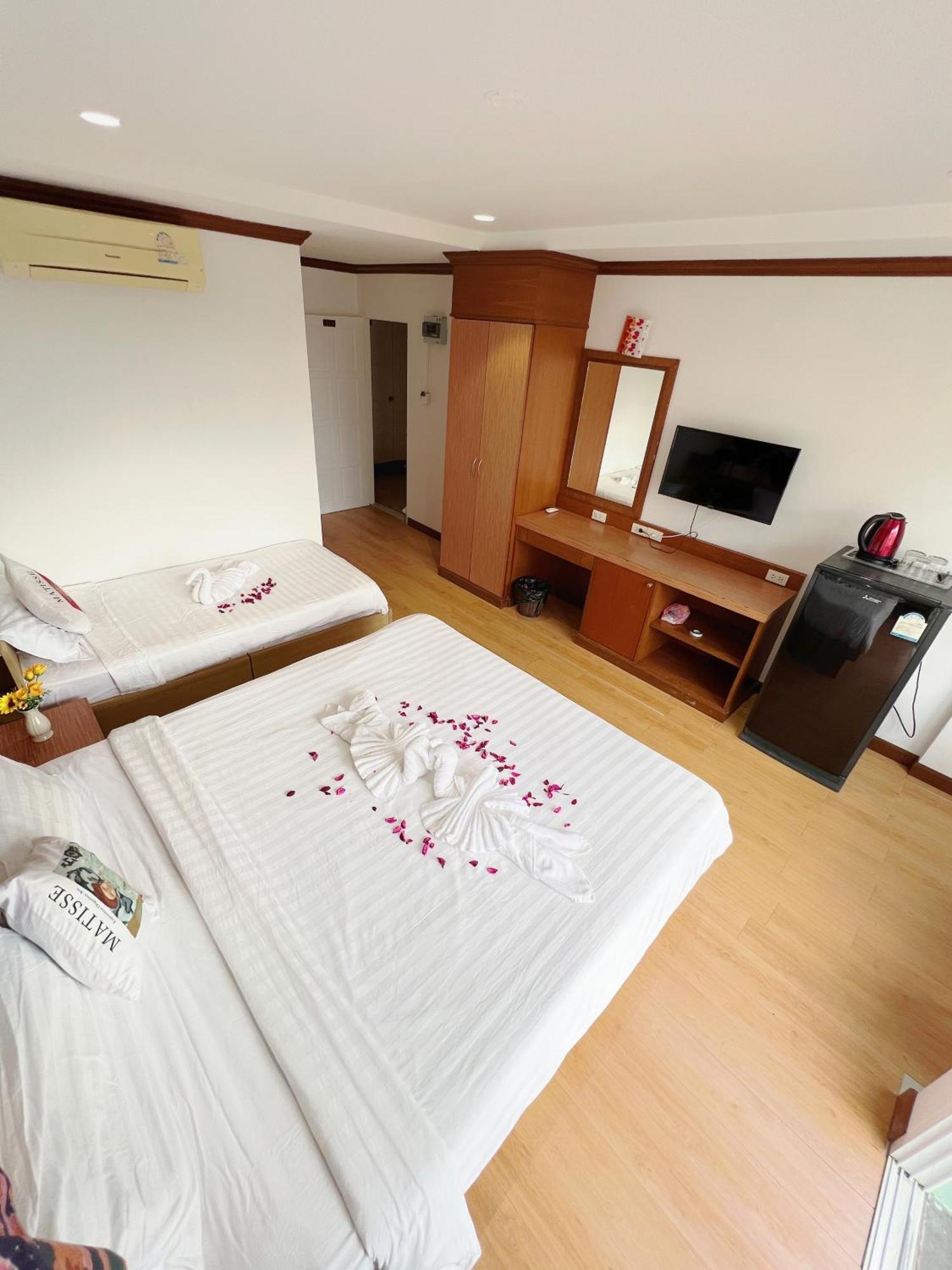 Hotel Lanting Patong Zewnętrze zdjęcie
